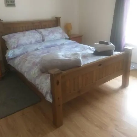 Barrow Mews Views Apartment *